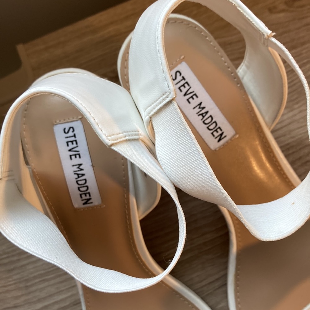 Steve Madden trapeze white block heel sandals 10 - Picture 5 of 13